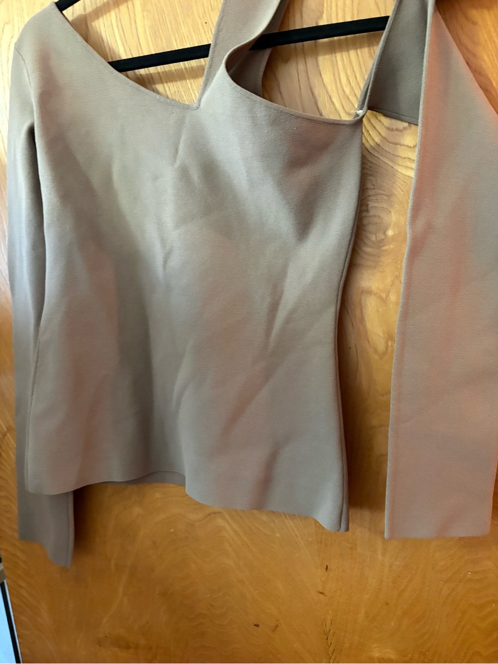 Nanushka Olivia Asymmetric One-Shoulder cut out Long Sleeve Top - Taupe S - Picture 7 of 9